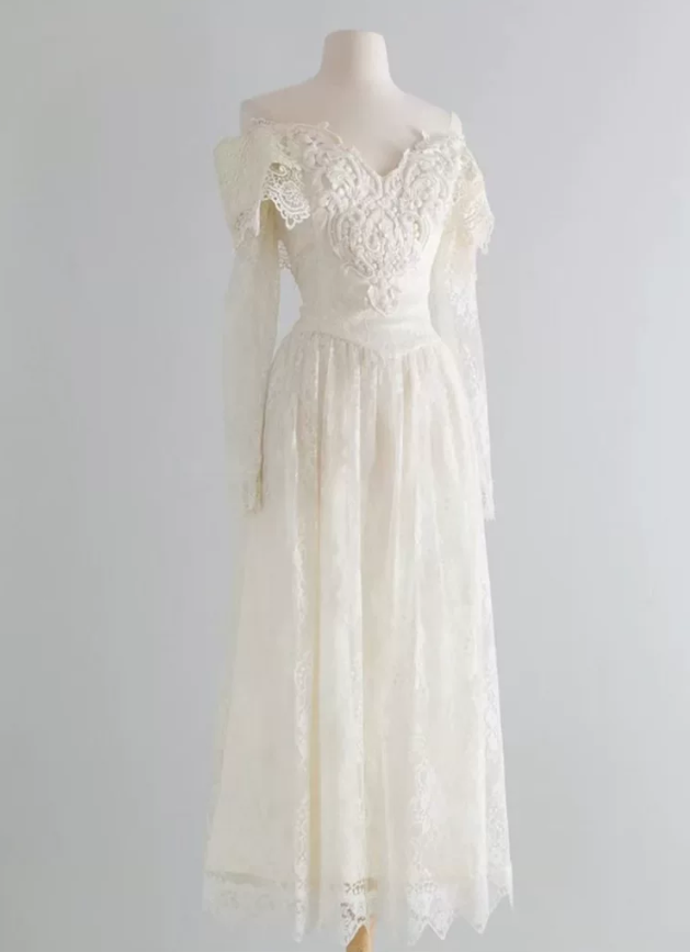 Unique Off-Shoulder Wedding Dresses Long Sleeve Lace A-Line Bridal Dress C9833