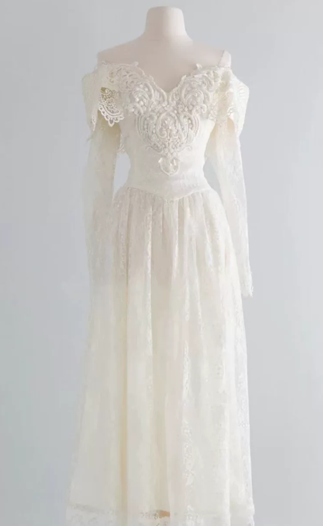 Unique Off-Shoulder Wedding Dresses Long Sleeve Lace A-Line Bridal Dress C9833