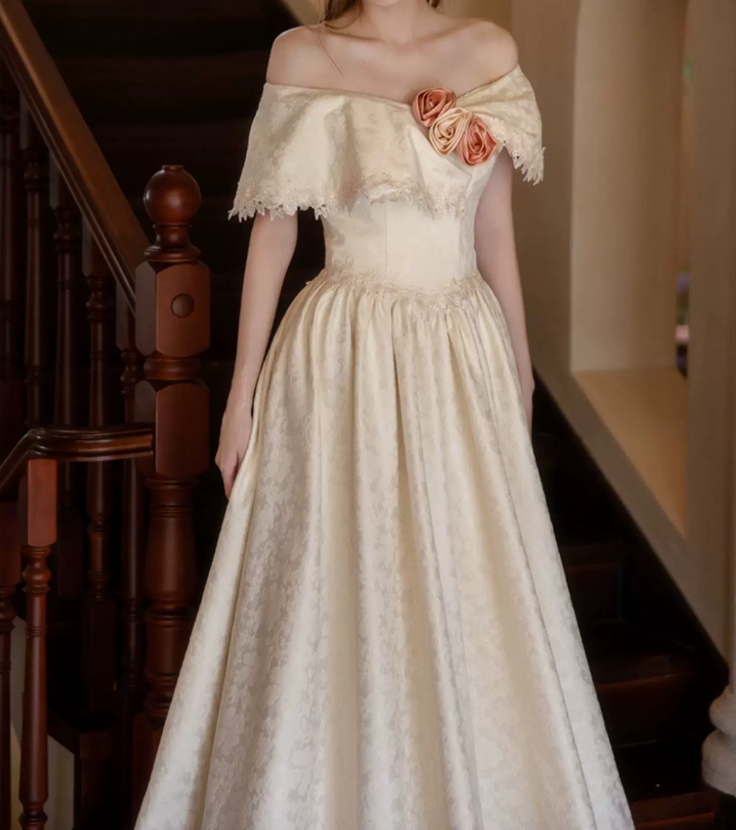 Retro Jewel Neck Lace Wedding Dresses Jacquard A-Line Bridal Dress C9835