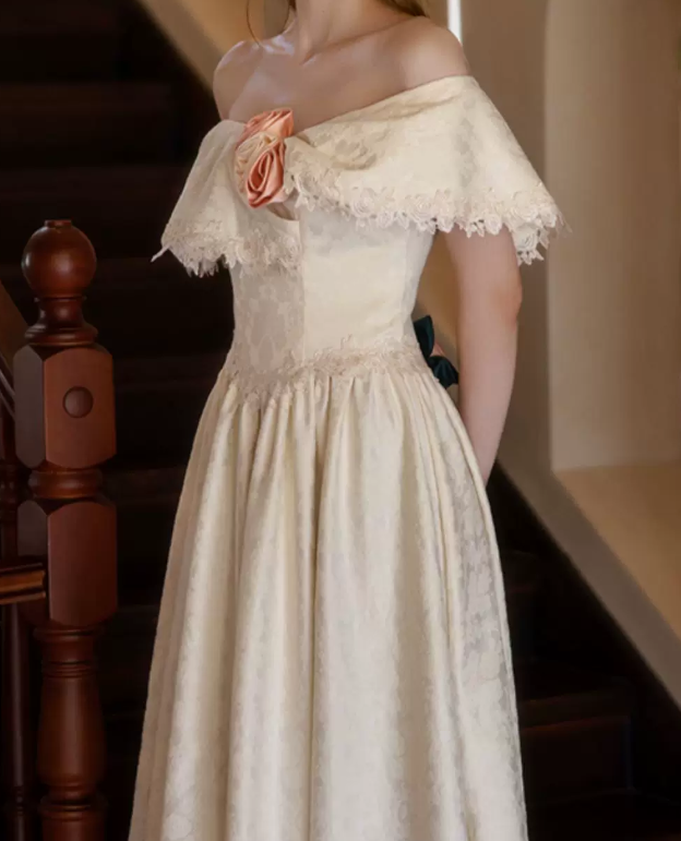 Retro Jewel Neck Lace Wedding Dresses Jacquard A-Line Bridal Dress C9835