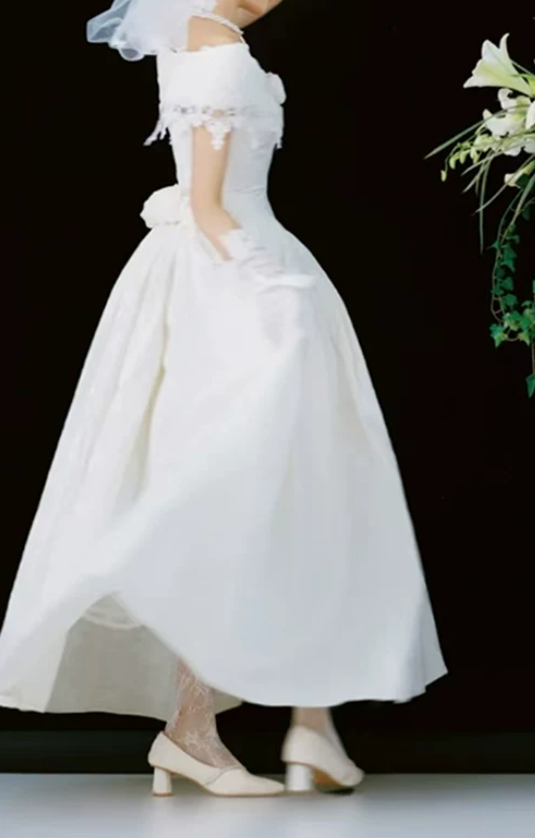 Vintage Off-Shoulder Wedding Dresses Lace A-Line Bridal Dress C9836