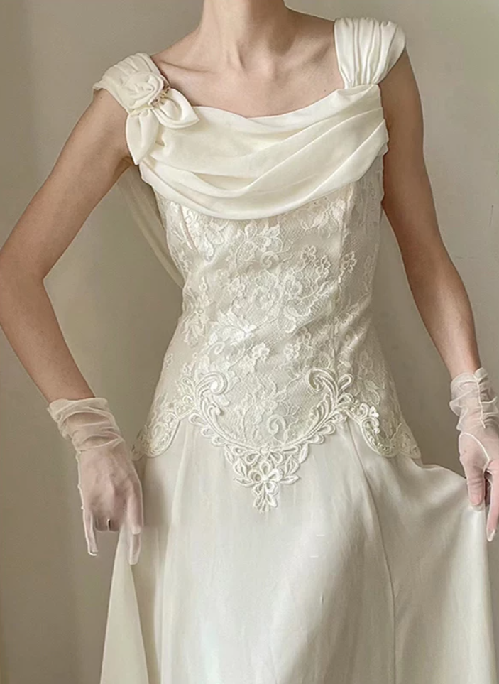 Elegant Square Neck Wedding Dresses Lace A-Line Bridal Dress C9844