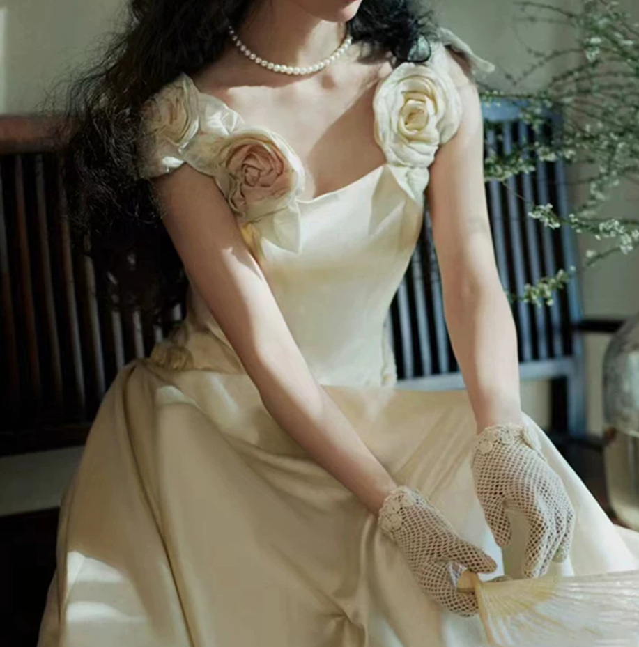 Superbe robe de mariée sirène bustier en satin et tulle, longue et en dentelle, C4563
