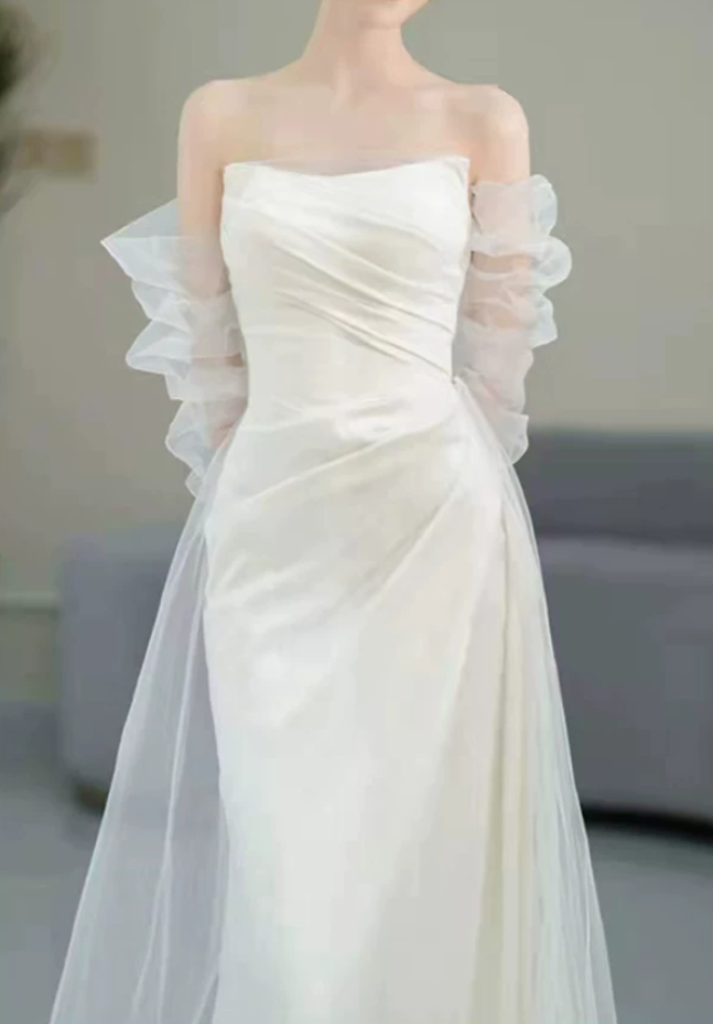 Superbe robe de mariée sirène bustier en satin et tulle, longue et en dentelle, C4563