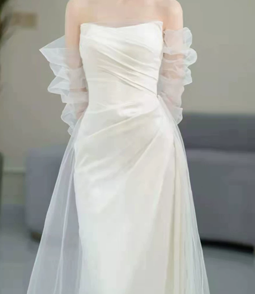 Superbe robe de mariée sirène bustier en satin et tulle, longue et en dentelle, C4563
