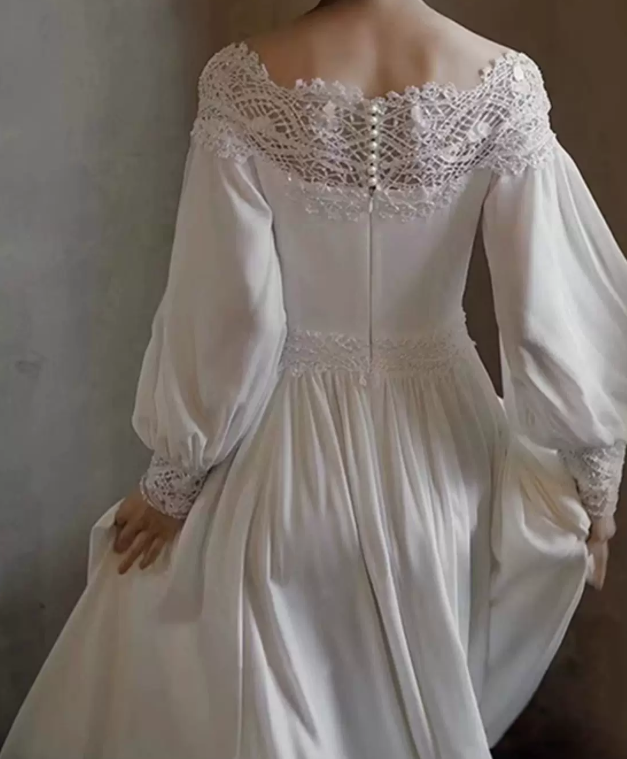 Superbe robe de mariée sirène bustier en satin et tulle, longue et en dentelle, C4563