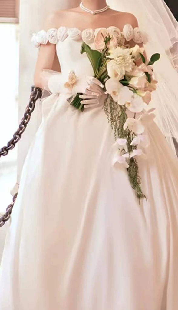 Superbe robe de mariée sirène bustier en satin et tulle, longue et en dentelle, C4563
