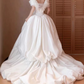Superbe robe de mariée sirène bustier en satin et tulle, longue et en dentelle, C4563