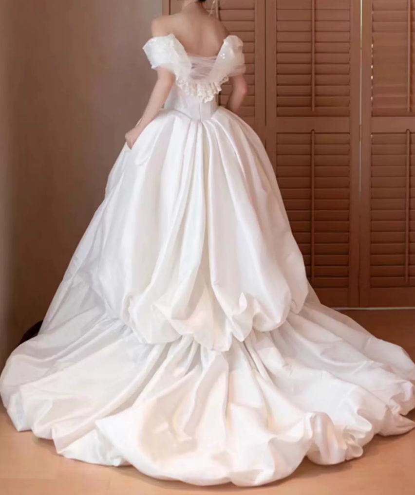 Superbe robe de mariée sirène bustier en satin et tulle, longue et en dentelle, C4563