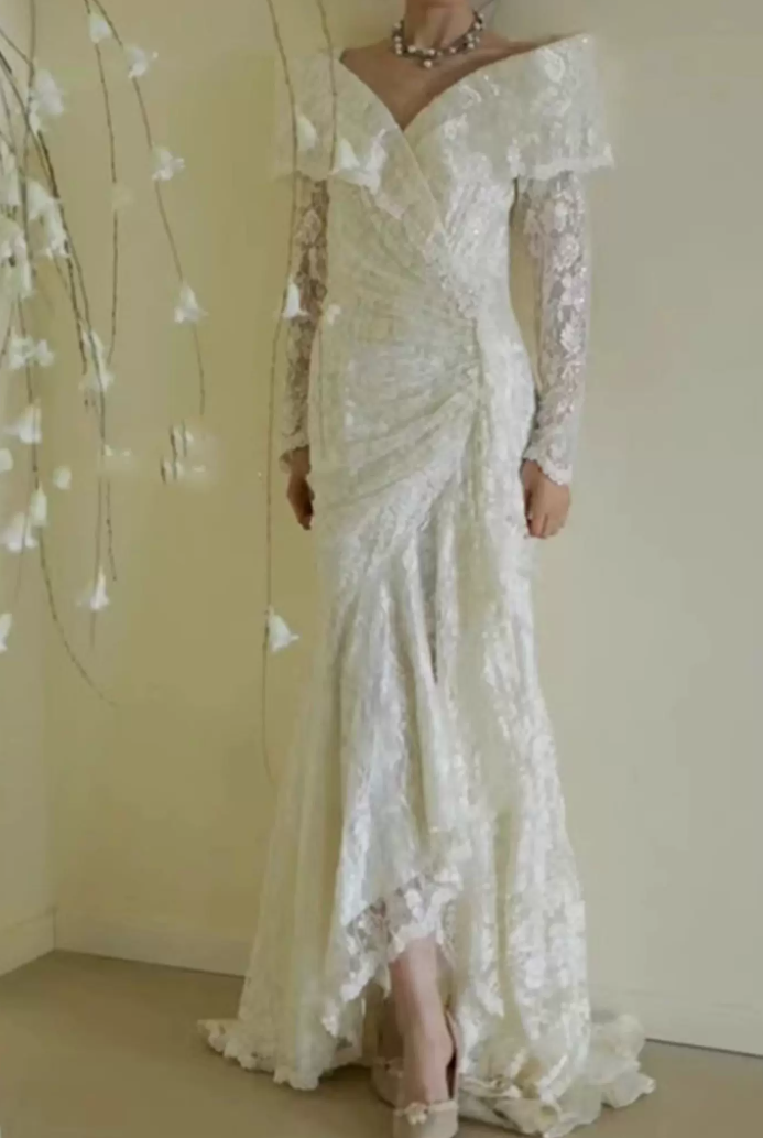 Unique Off-Shoulder Lace Wedding Dresses Long Sleeve Sequins Mermaid Bridal Dress C9854