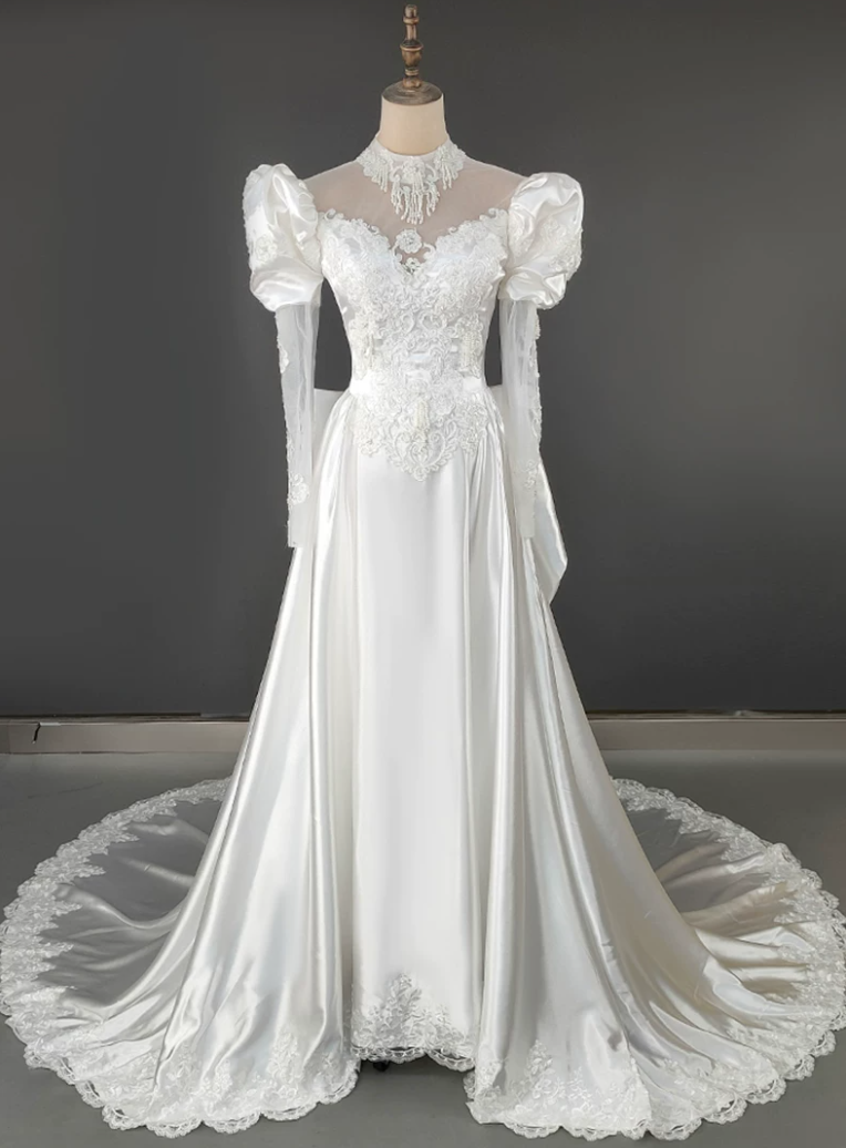 Superbe robe de mariée sirène bustier en satin et tulle, longue et en dentelle, C4563