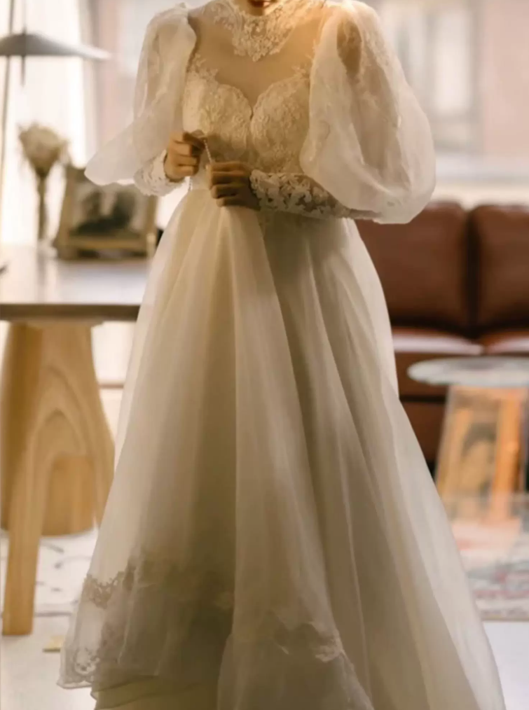 Superbe robe de mariée sirène bustier en satin et tulle, longue et en dentelle, C4563