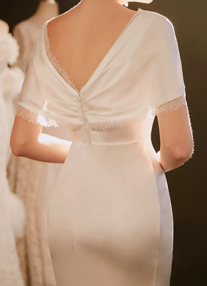 Superbe robe de mariée sirène bustier en satin et tulle, longue et en dentelle, C4563