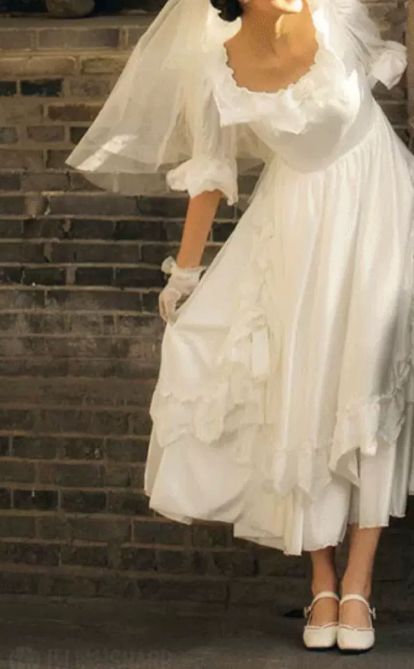 Gorgeous Square Neck Lace Wedding Dresses Short Sleeve Satin A-Line Bridal Dress C9871