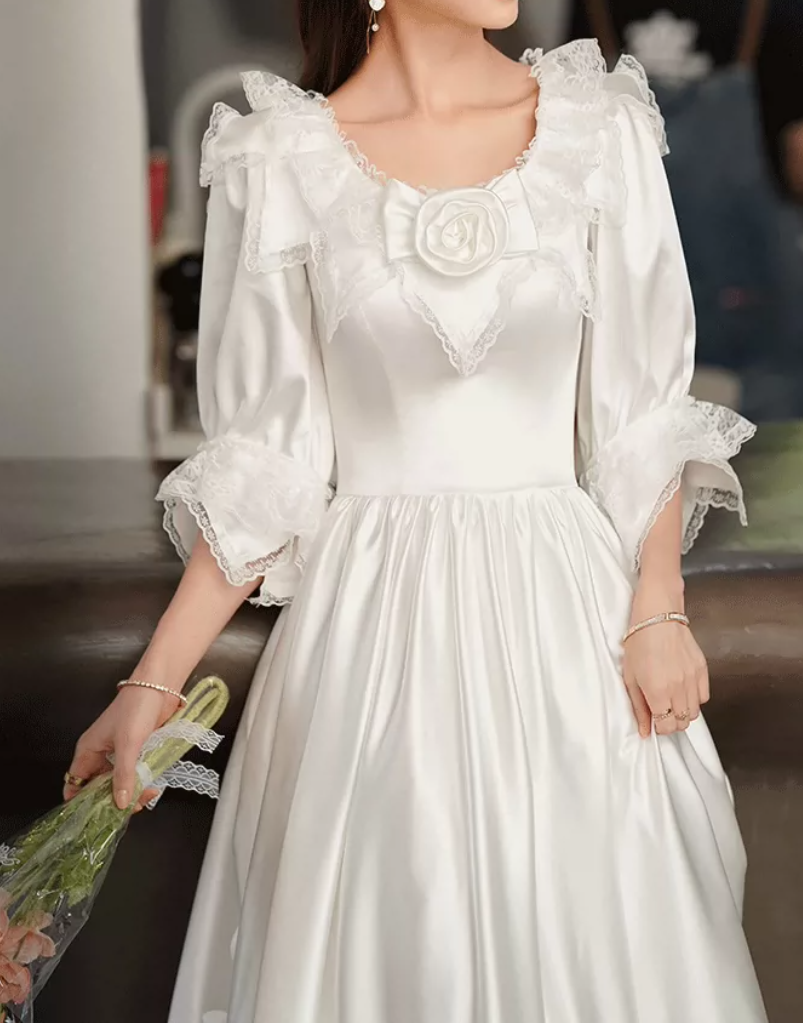 Gorgeous Square Neck Lace Wedding Dresses Short Sleeve Satin A-Line Bridal Dress C9871