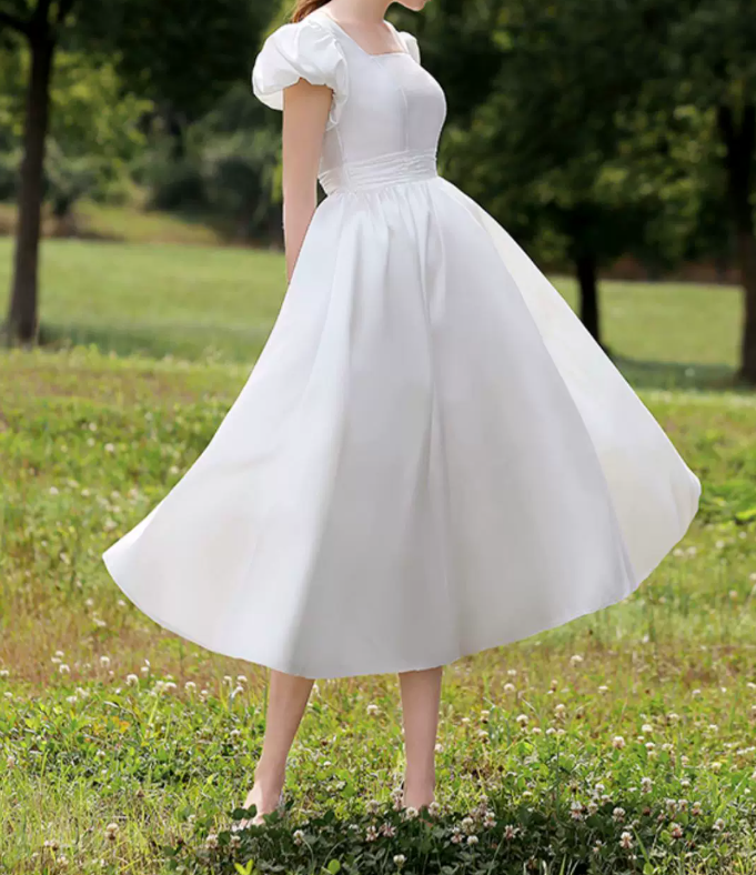 Superbe robe de mariée sirène bustier en satin et tulle, longue et en dentelle, C4563