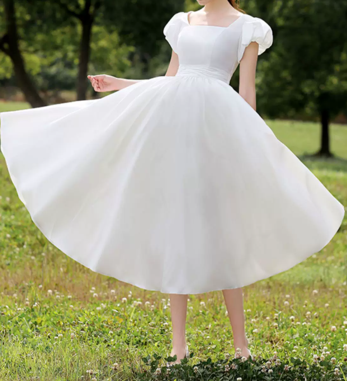Superbe robe de mariée sirène bustier en satin et tulle, longue et en dentelle, C4563