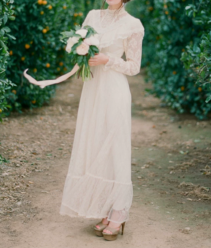 Superbe robe de mariée sirène bustier en satin et tulle, longue et en dentelle, C4563