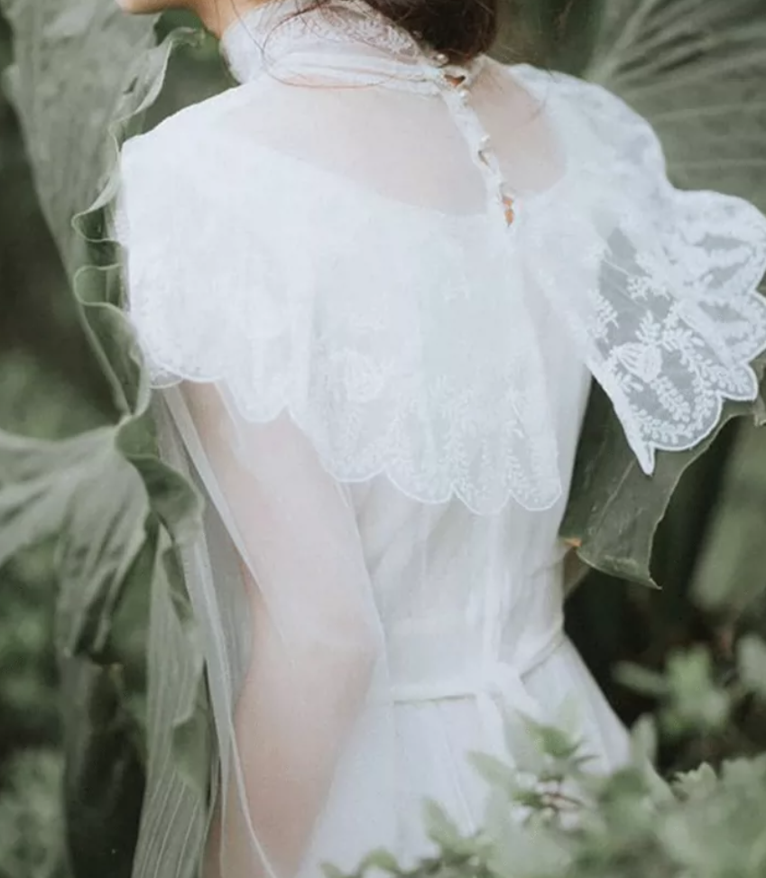 Sleek High Collar Lace Wedding Dresses Long Sleeve A-Line Bridal Dress C9881