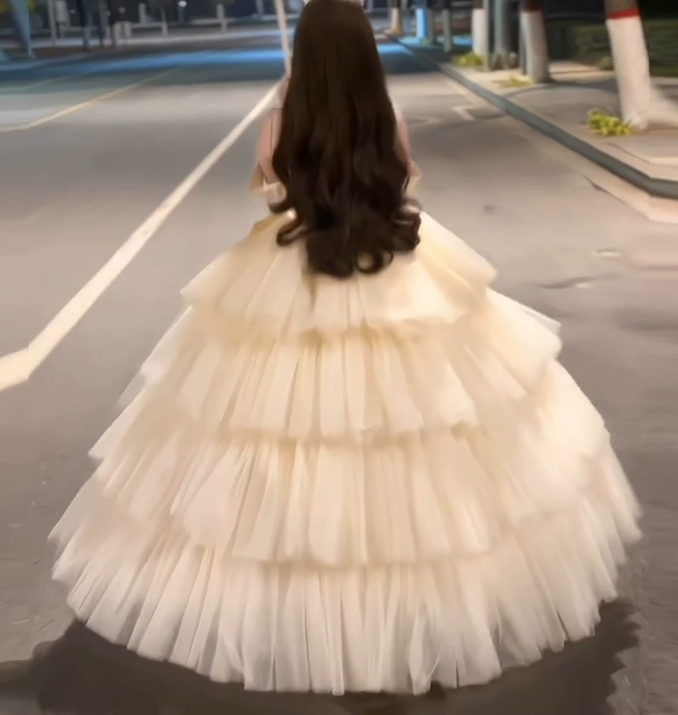Robe de bal de princesse bustier à volants en satin long, robe de soirée C8117