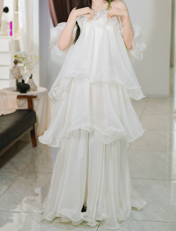 Chic Off-Shoulder Wedding Dresses Tiered Ruffles A-Line Bridal Dress C9918
