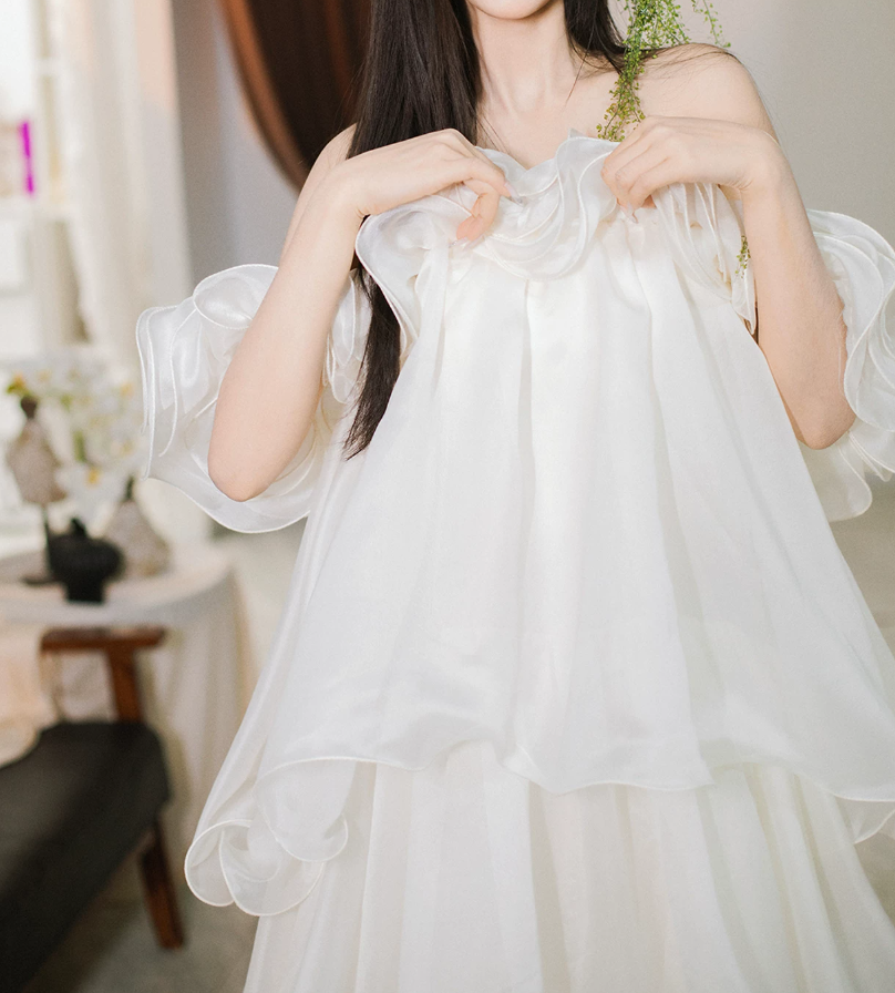 Chic Off-Shoulder Wedding Dresses Tiered Ruffles A-Line Bridal Dress C9918