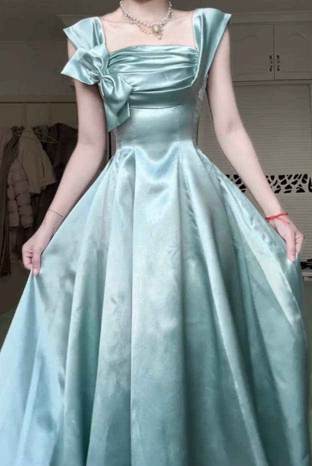 Robe de bal de princesse bustier à volants en satin long, robe de soirée C8117