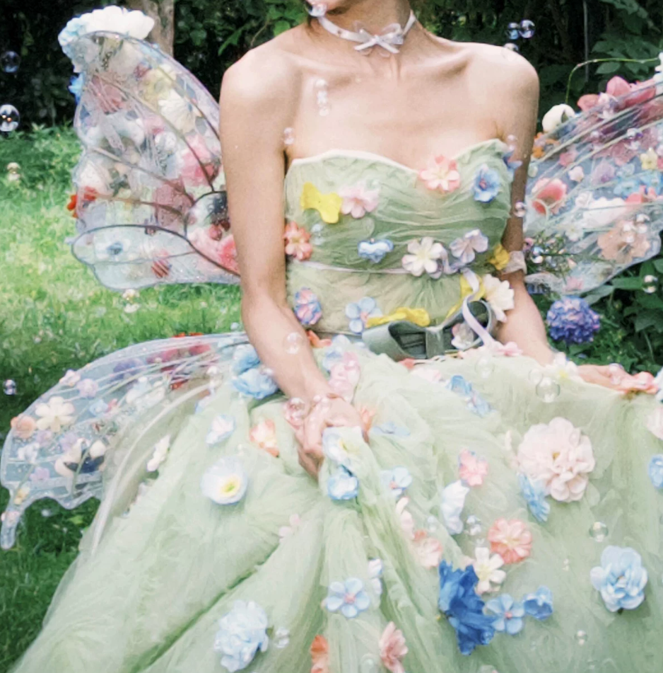 Vibrant Strapless Green Prom Dress Appliques A-Line Evening Dress C9962