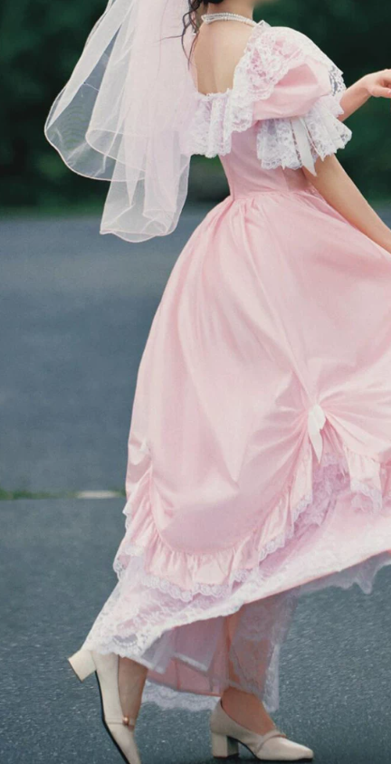 Elegant Square Neck Pink Wedding Dresses Lace Short Sleeve Ruffles A-Line Bridal Dress C9964