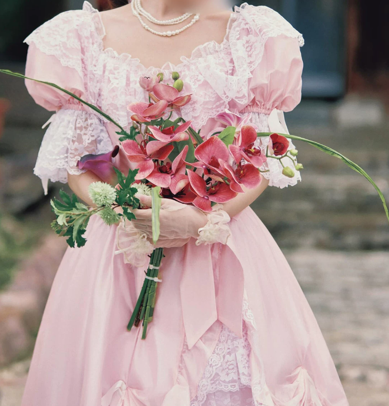 Elegant Square Neck Pink Wedding Dresses Lace Short Sleeve Ruffles A-Line Bridal Dress C9964