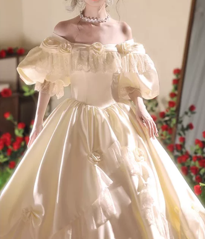 Unique Square Neck Wedding Dresses Satin Lace Short Sleeve A-Line Bridal Dress C9980