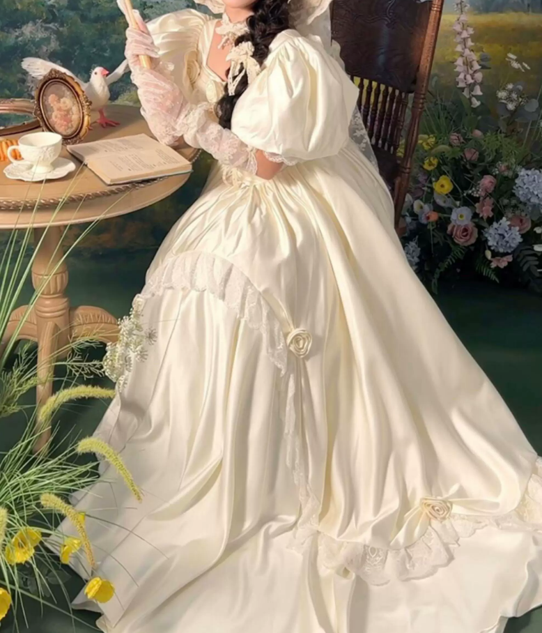 Graceful Square Neck Lace Wedding Dresses Satin Short Sleeve A-Line Bridal Dress C9982