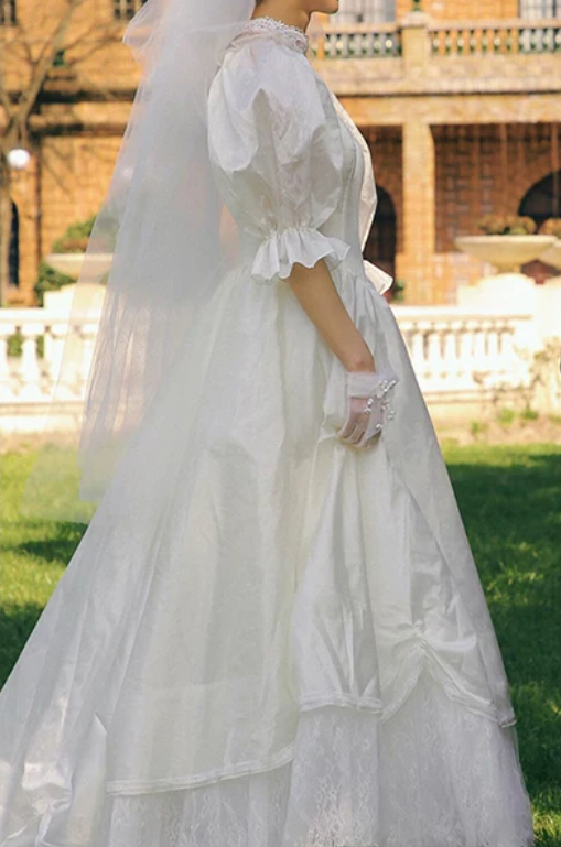 Superbe robe de mariée sirène bustier en satin et tulle, longue et en dentelle, C4563