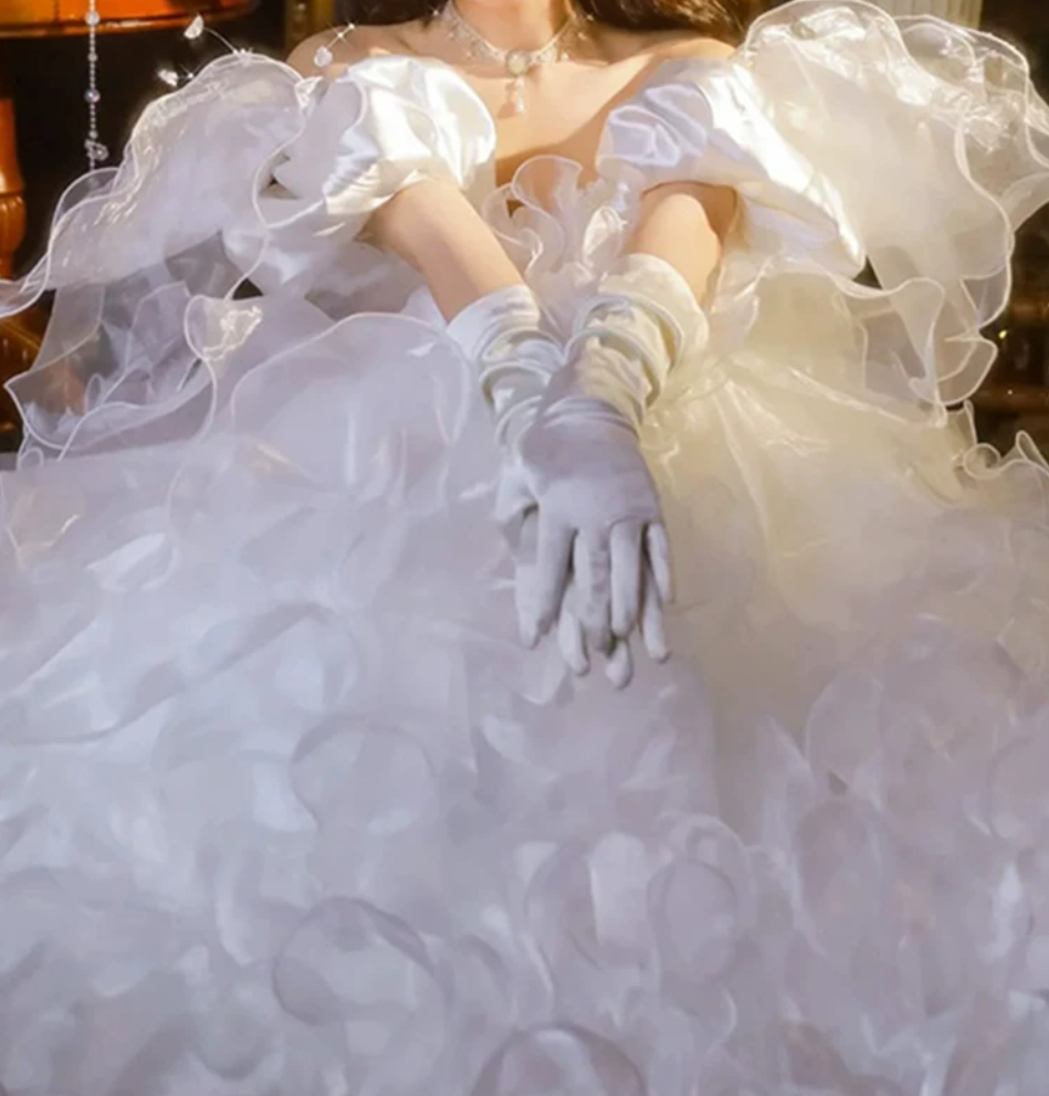 Superbe robe de mariée sirène bustier en satin et tulle, longue et en dentelle, C4563