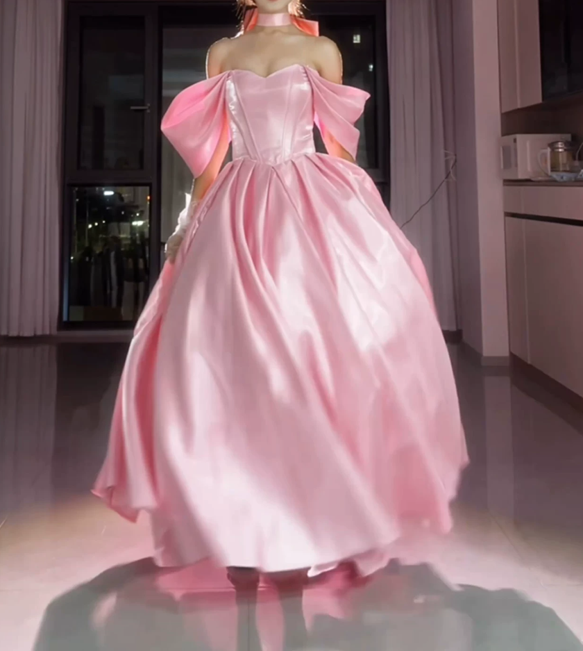 Robe de bal de princesse bustier à volants en satin long, robe de soirée C8117