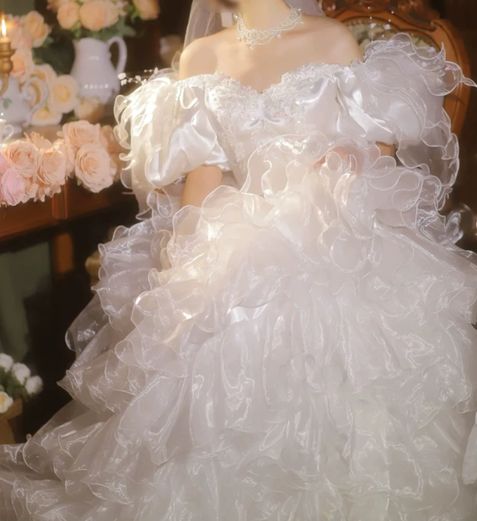 Superbe robe de mariée sirène bustier en satin et tulle, longue et en dentelle, C4563