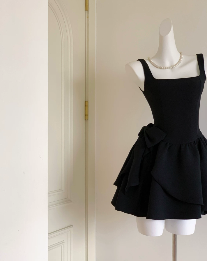 Mini robe de soirée en satin, sans bretelles, sans manches, ligne a, simple, C899