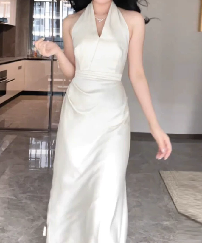 Unique Halter Neck Prom Dress White Sheath Evening Dress D0068