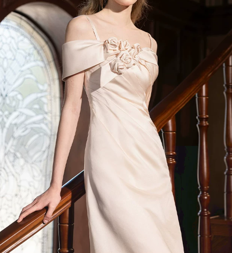 Playful Off-Shoulder Wedding Dresses Appliques A-Line Bridal Dress D0069
