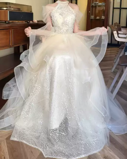 Ornate Halter Neck Wedding Dresses Beading Sequins Ruffles A-Line Bridal Dress D0090