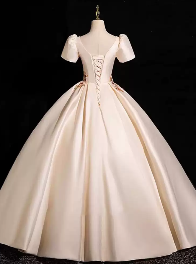 Graceful Square Neck Ivory Prom Dress Appliques Short Sleeve A-Line Evening Dress D0097