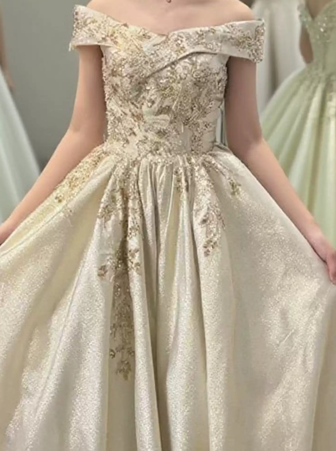 Superbe robe de mariée sirène bustier en satin et tulle, longue et en dentelle, C4563