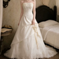 Alluring Strapless Wedding Dresses Appliques Sequins A-Line Bridal Dress D0103