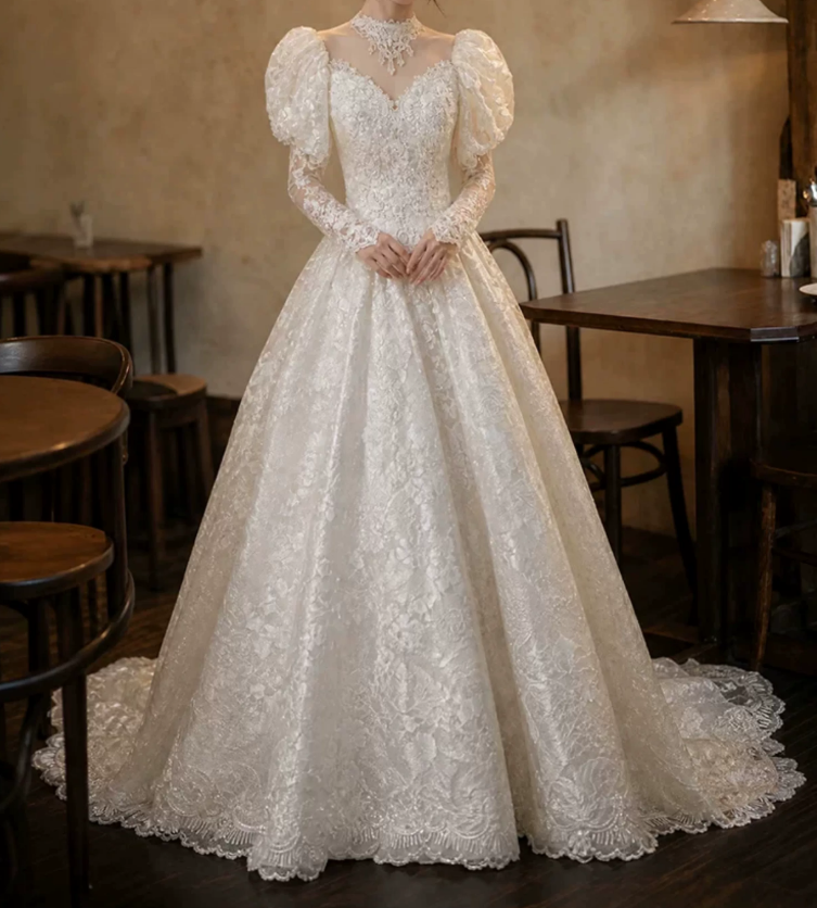 Superbe robe de mariée sirène bustier en satin et tulle, longue et en dentelle, C4563