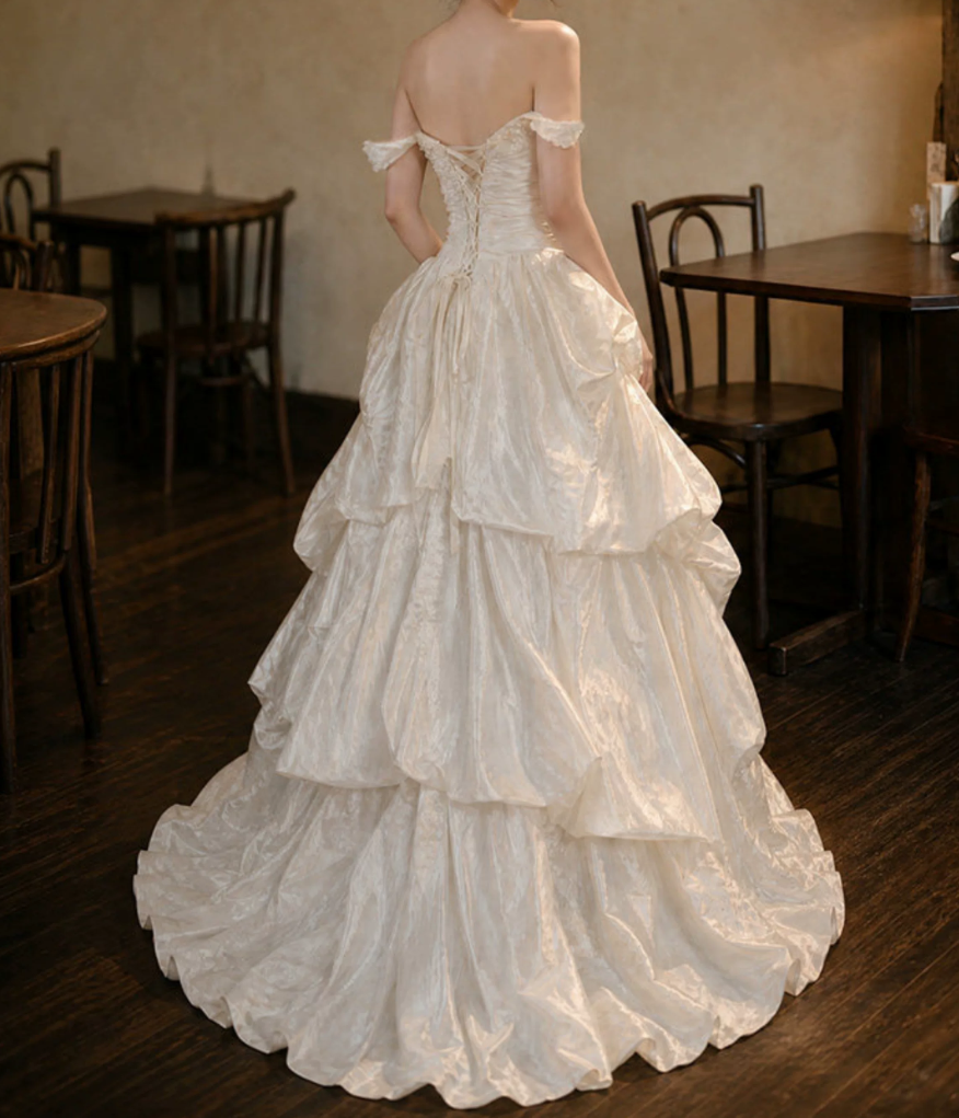 Cute Off-Shoulder Wedding Dresses Sequins Tiered A-Line Bridal Dress D0111