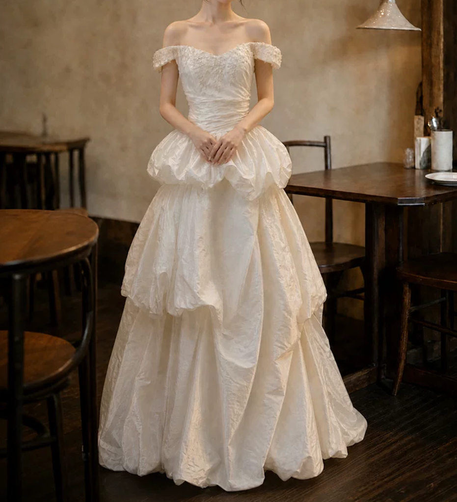 Cute Off-Shoulder Wedding Dresses Sequins Tiered A-Line Bridal Dress D0111