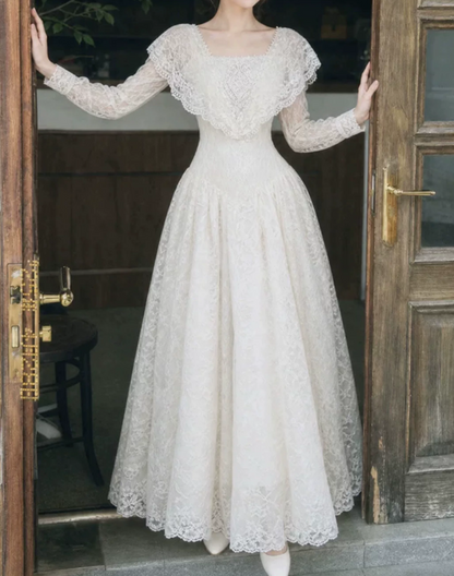 Superbe robe de mariée sirène bustier en satin et tulle, longue et en dentelle, C4563