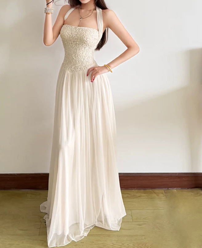 Flowy Halter Neck White Prom Dress Sequins Chiffon A-Line Evening Dress D0130