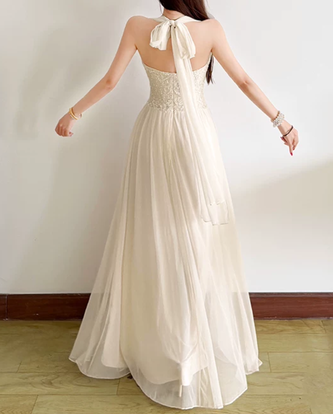 Flowy Halter Neck White Prom Dress Sequins Chiffon A-Line Evening Dress D0130