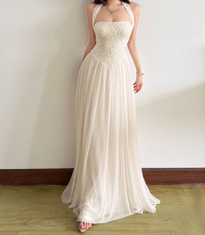 Flowy Halter Neck White Prom Dress Sequins Chiffon A-Line Evening Dress D0130